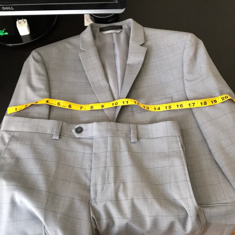 Suit - Picture 8 of 8